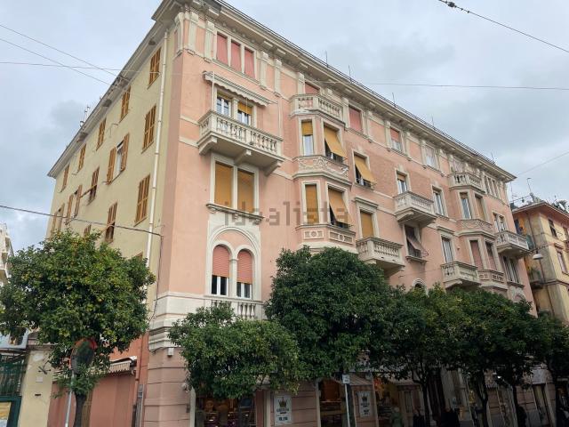Appartamento in vendita di 85 m² in Via Ignazio Pallavicini, 3
