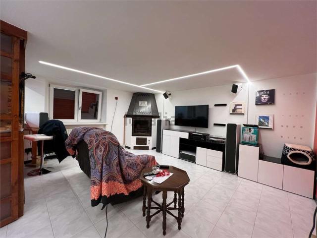 Appartamento in vendita di 85 m² in Via II Giugno