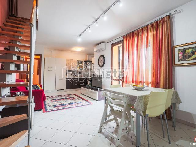 Appartamento in vendita di 85 m² in Via il Giardino