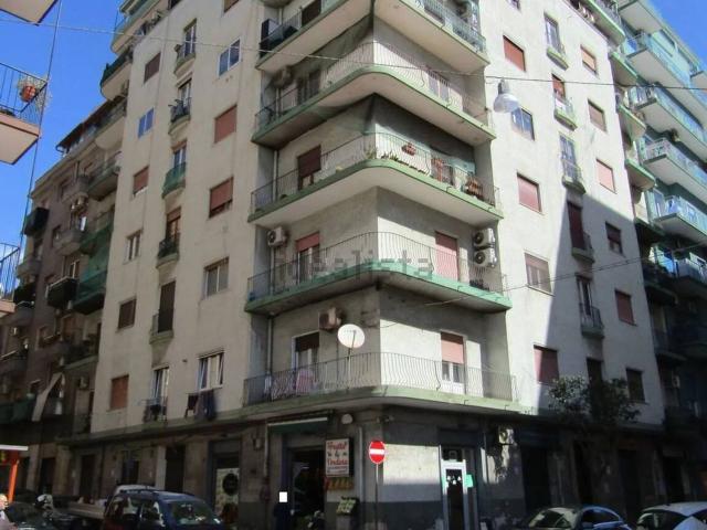Appartamento in vendita di 85 m² in Via Japigia, 9