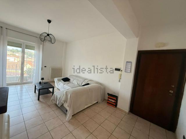 Appartamento in vendita di 85 m² in Via Jesi