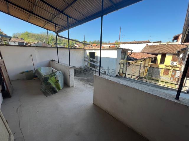 Appartamento in vendita di 85 m² in Via Lareno Faccini