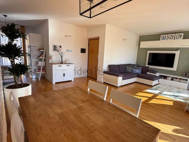 Appartamento in vendita di 85 m² in Via Lavandee, 4