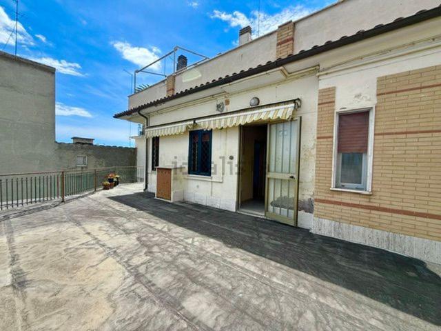 Appartamento in vendita di 85 m² in Via Lazio
