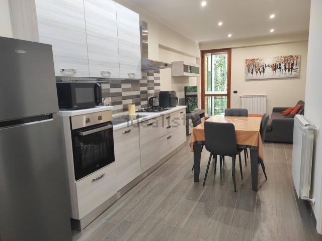 Appartamento in vendita di 85 m² in Via le Cese, 11