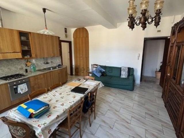 Appartamento in vendita di 85 m² in Via Leopoldo Fagnani, 48