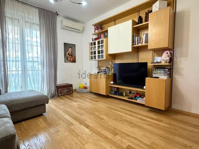Appartamento in vendita di 85 m² in Via Liguria
