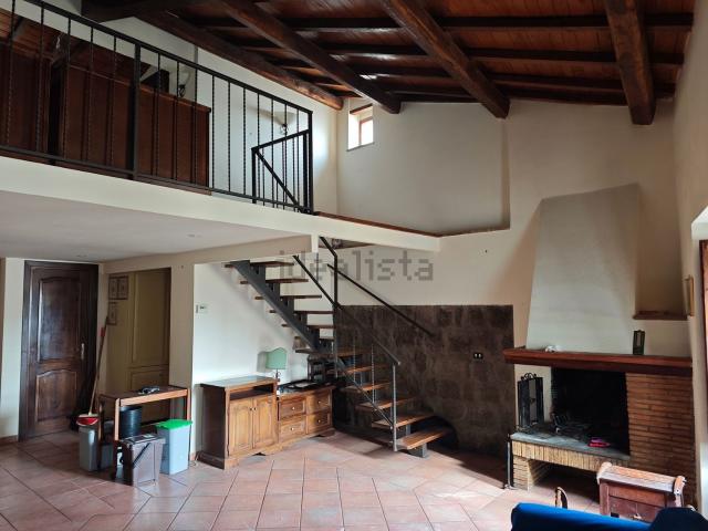 Appartamento in vendita di 85 m² in Via Lucchi, 33