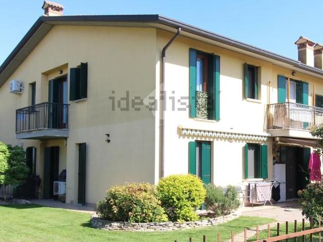 Appartamento in vendita di 85 m² in Via Lugana, 10