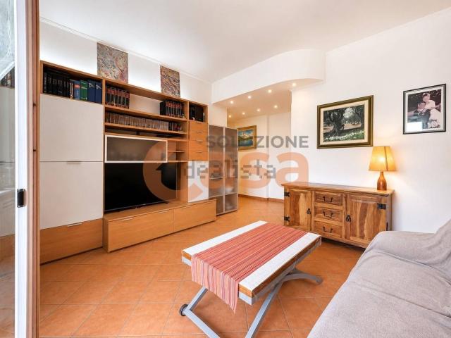 Appartamento in vendita di 85 m² in Via Luigi Mensi