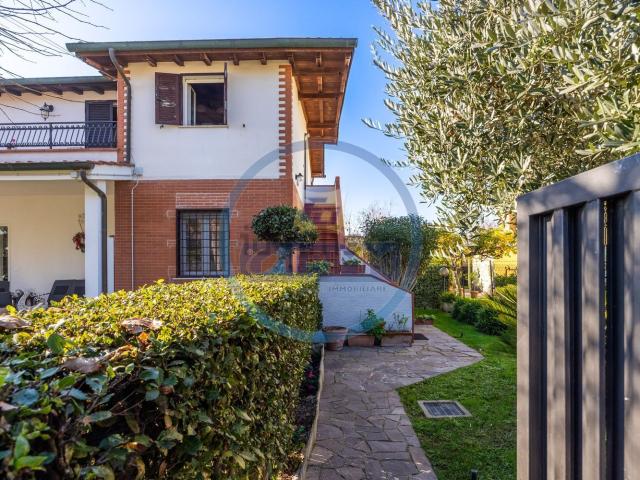 Appartamento in vendita di 85 m² in Via Luigi Spazzapan
