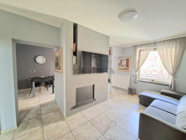 Appartamento in vendita di 85 m² in Via Luisa San Felice, 9