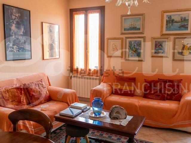 Appartamento in vendita di 85 m² in Via Mandracchio