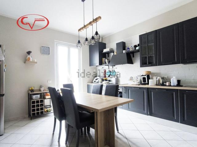 Appartamento in vendita di 85 m² in Via Martiri della Libertà