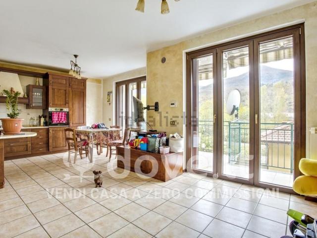 Appartamento in vendita di 85 m² in Via Margorabbia, 30