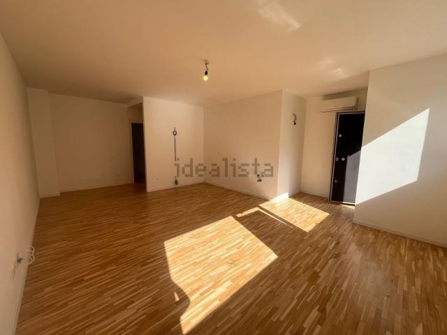 Appartamento in vendita di 85 m² in Via Mario del Monaco