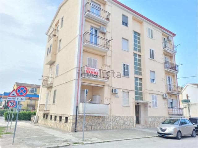 Appartamento in vendita di 85 m² in Via Metaponto, 4