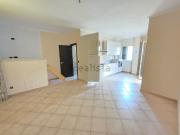 Appartamento in vendita di 85 m² in Via Michele Ferrajolo