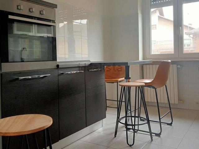 Appartamento in vendita di 85 m² in Via Monte Rosa, 8