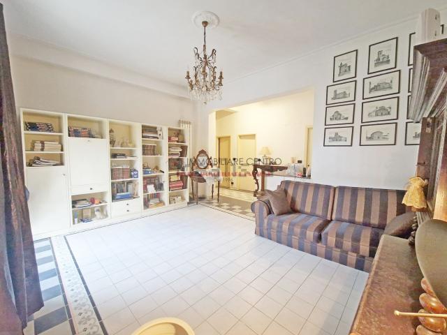Appartamento in vendita di 85 m² in Via Montello
