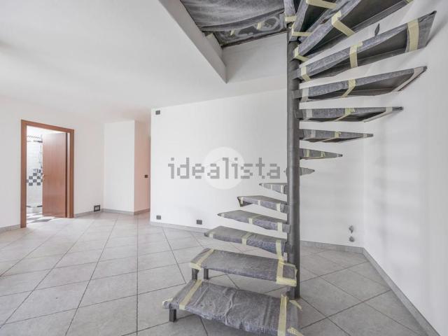 Appartamento in vendita di 85 m² in Via Muro Lungo Campo Marzo, 39