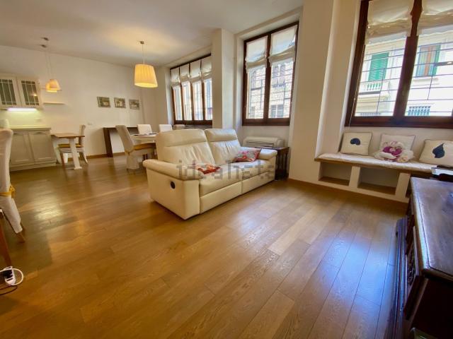 Appartamento in vendita di 85 m² in Via Orcagna