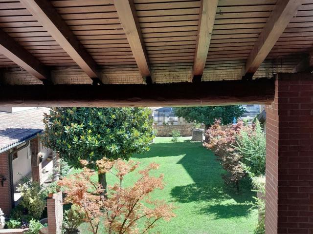 Appartamento in vendita di 85 m² in Via Pandino