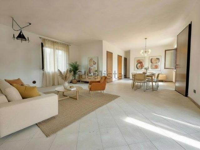 Appartamento in vendita di 85 m² in Via Paoletti, 139