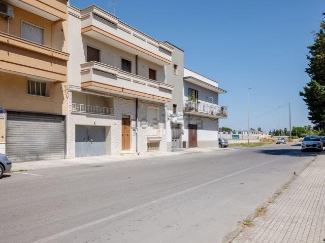 Appartamento in vendita di 85 m² in Via Padre Camillo Campanella, 35