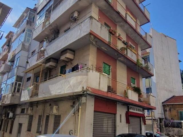 Appartamento in vendita di 85 m² in Via Palermo, 232