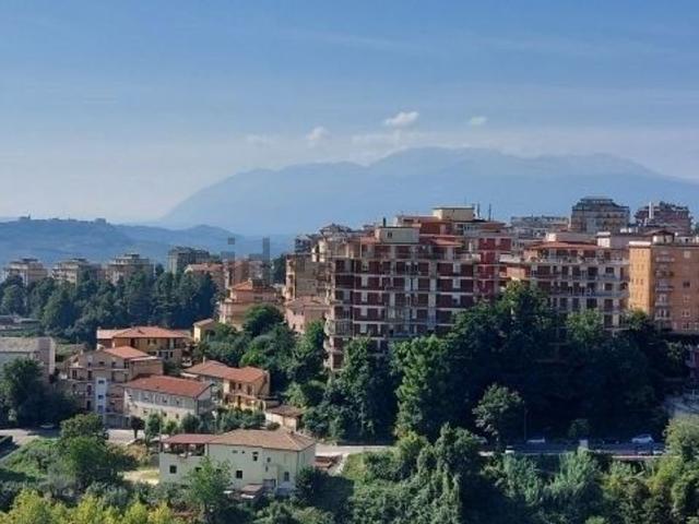 Appartamento in vendita di 85 m² in Via Papa Giovanni XXIII, 29