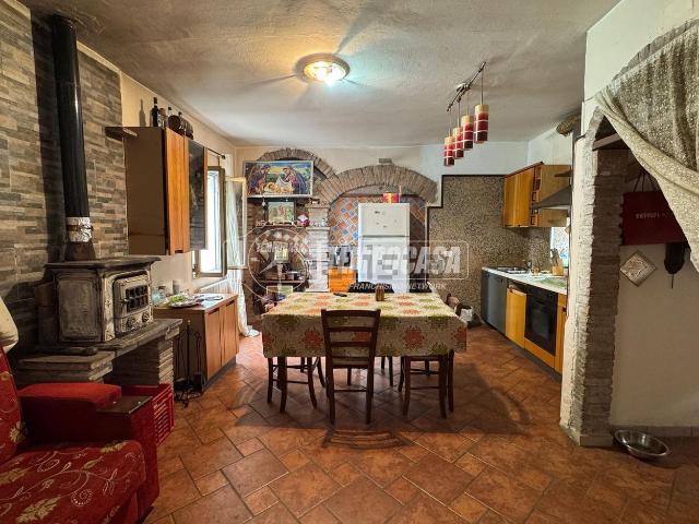 Appartamento in vendita di 85 m² in Via Pasubio, 15