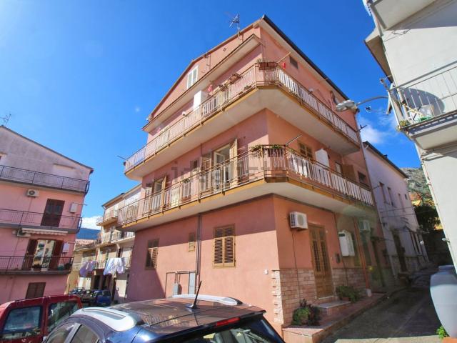 Appartamento in vendita di 85 m² in Via Pio la Torre, 17