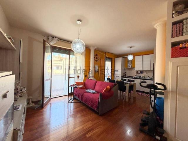 Appartamento in vendita di 85 m² in Via Pietro Bonamici, 28