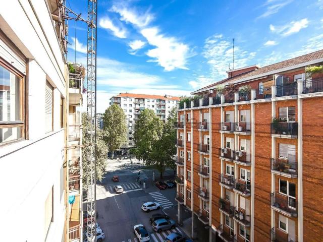 Appartamento in vendita di 85 m² in Via Pietro Francesco Guala, 112