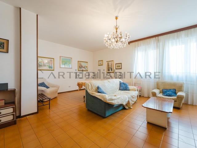 Appartamento in vendita di 85 m² in Via Portofino