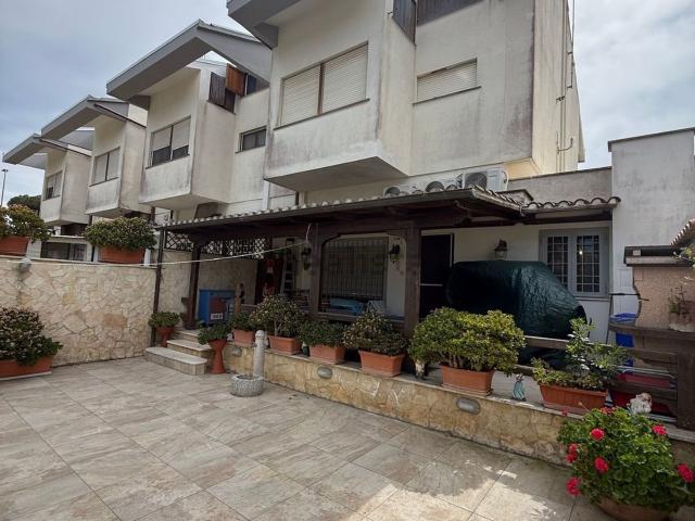 Appartamento in vendita di 85 m² in Via Portorose