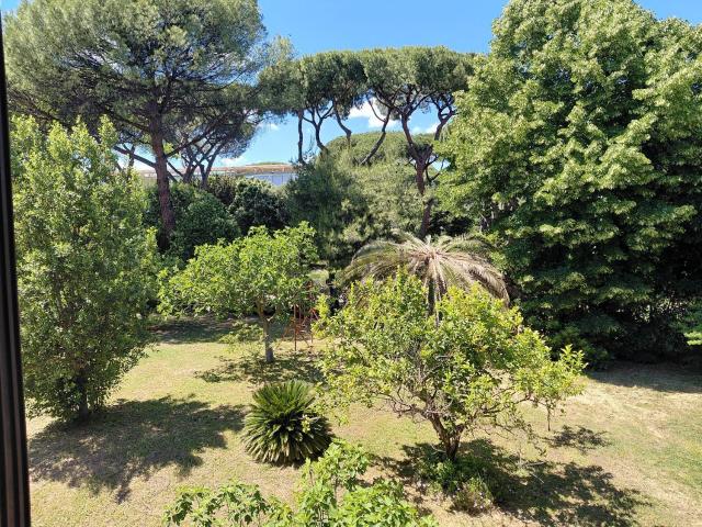 Appartamento in vendita di 85 m² in Via Portuense, 314