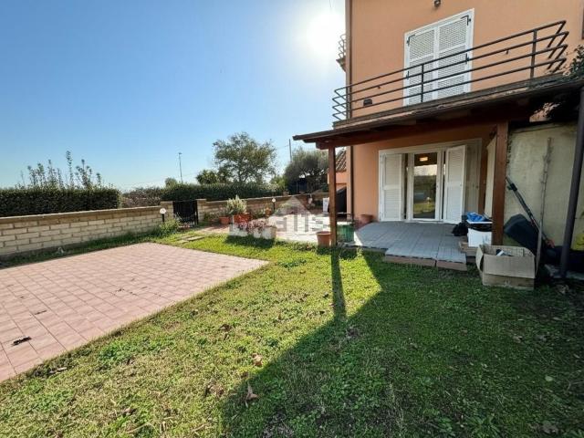 Appartamento in vendita di 85 m² in Via Positano, 109
