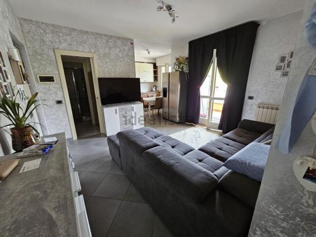 Appartamento in vendita di 85 m² in Via provinciale Carrara Avenza