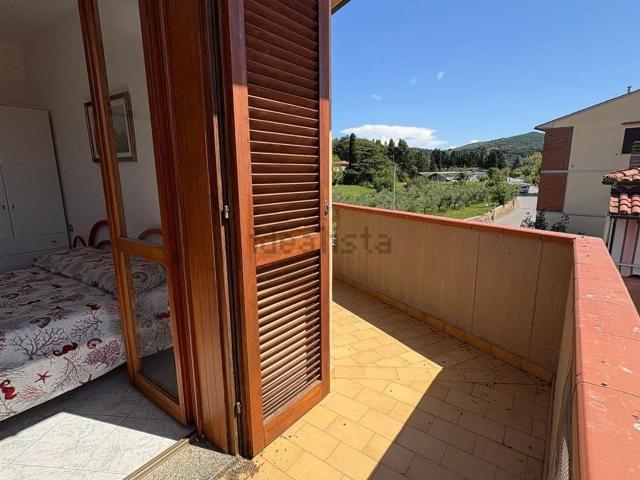 Appartamento in vendita di 85 m² in Via Provinciale Est