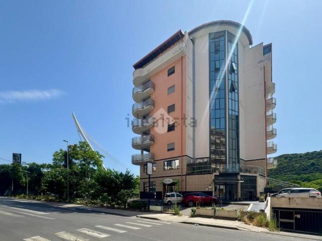Appartamento in vendita di 85 m² in Via Reggio Calabria, 14