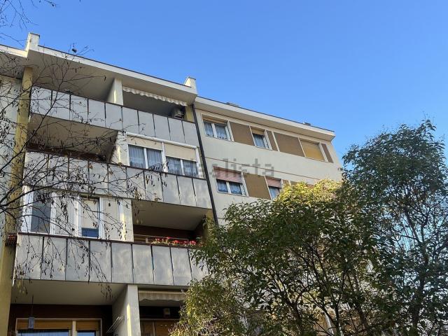 Appartamento in vendita di 85 m² in Via Resia, 83