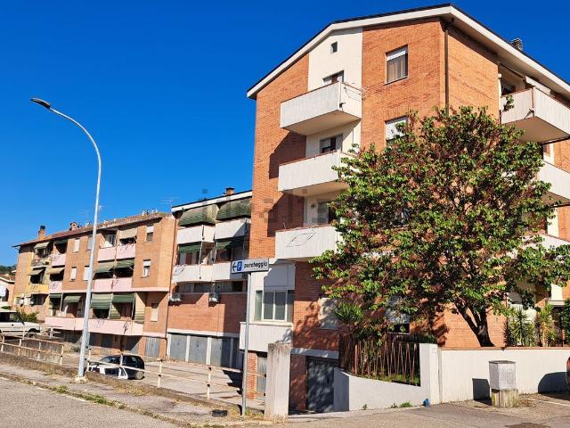 Appartamento in vendita di 85 m² in Via Rinaldo Malavolti, 44