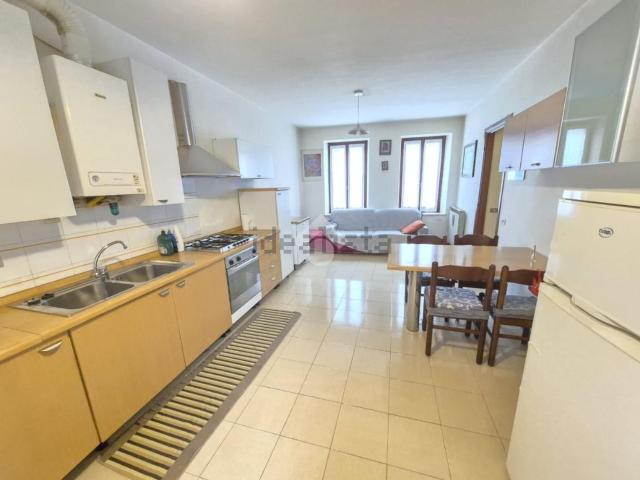Appartamento in vendita di 85 m² in Via Roma, 1