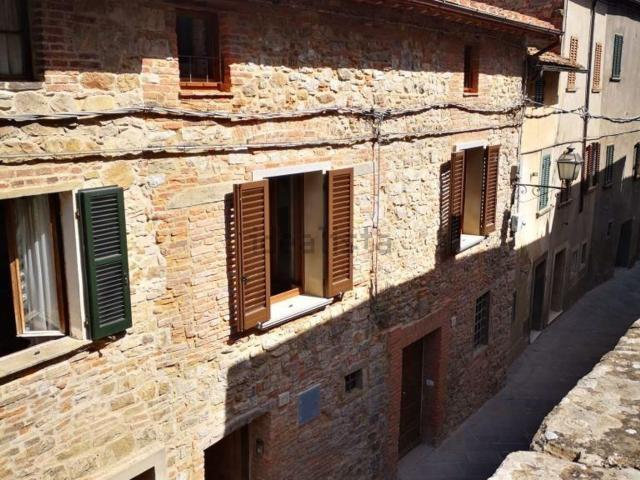 Appartamento in vendita di 85 m² in Via Roma, 75