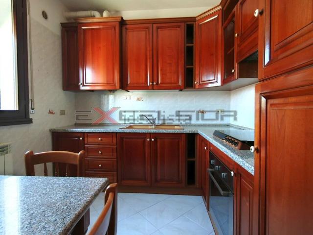 Appartamento in vendita di 85 m² in Via Roma, 81