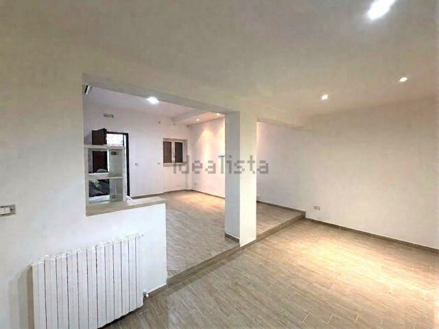 Appartamento in vendita di 85 m² in Via Rombi, 12