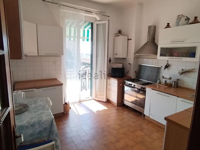 Appartamento in vendita di 85 m² in Via San Bartolomeo del Fossato, 6