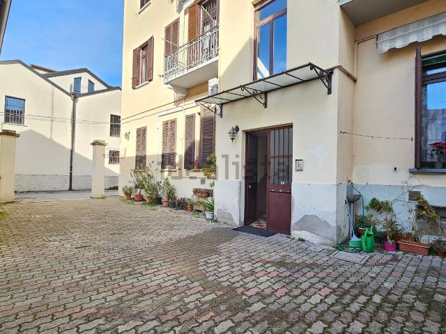 Appartamento in vendita di 85 m² in Via San Gottardo